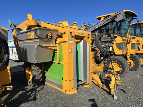 Gregoire G2.220 pull-type grape harvester